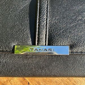 🖤 NWOT Tahari black leather tri fold wallet. Brand new.